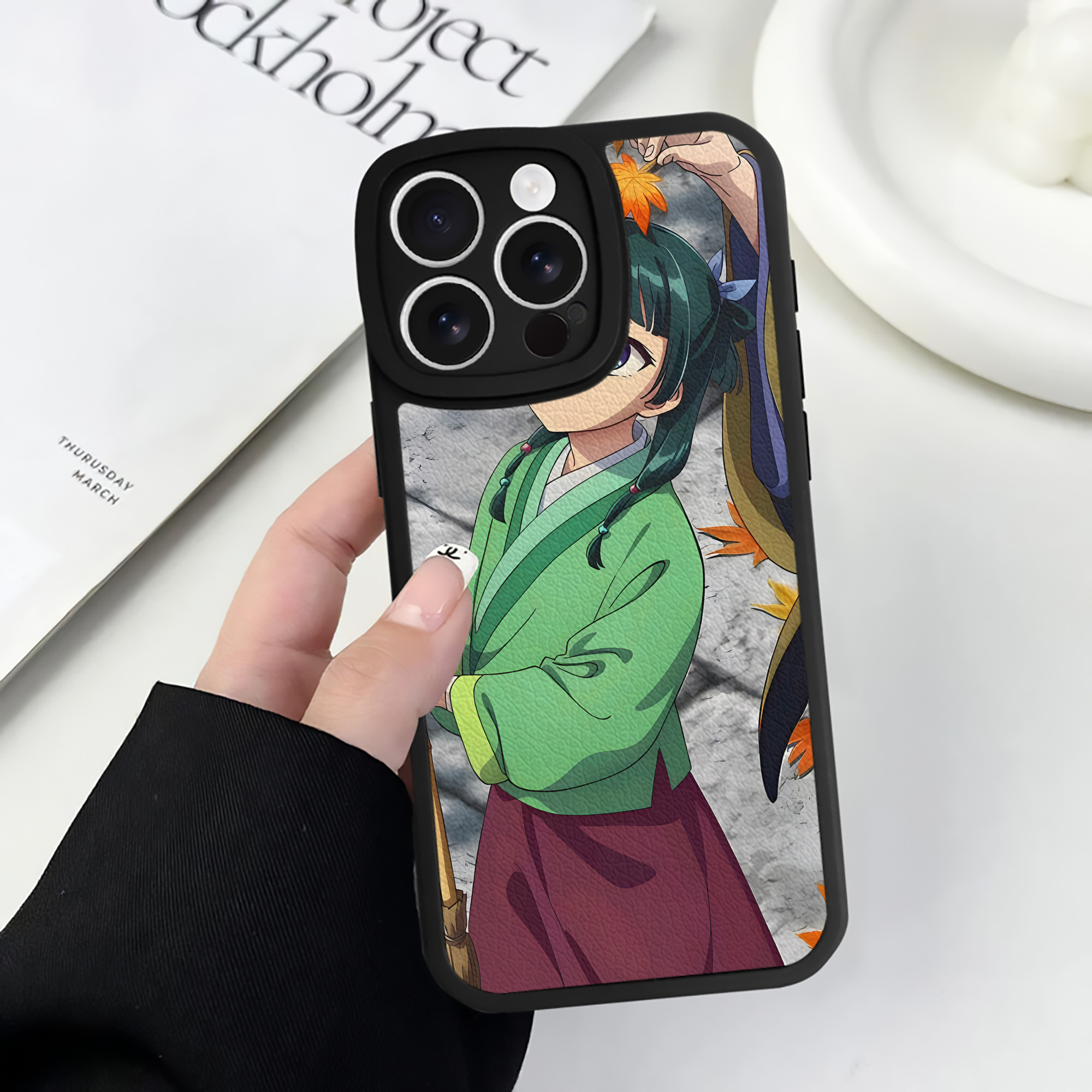 （画像用） 薬屋のひとりごと The Apothecary Diaries 【iPhone 16シリーズ対応】シリコンスマホケース（レザー調） 材質：シリコン